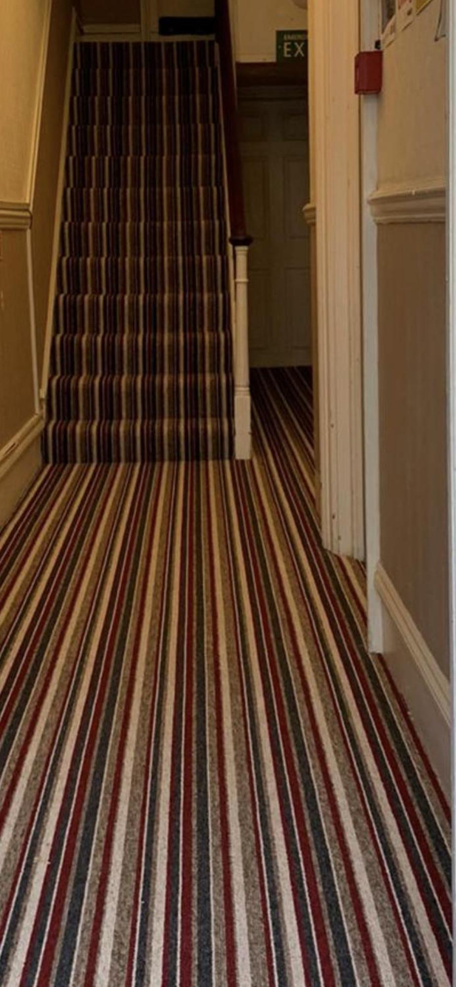 Sterling Lodge Hotel イーストボーン エクステリア 写真
