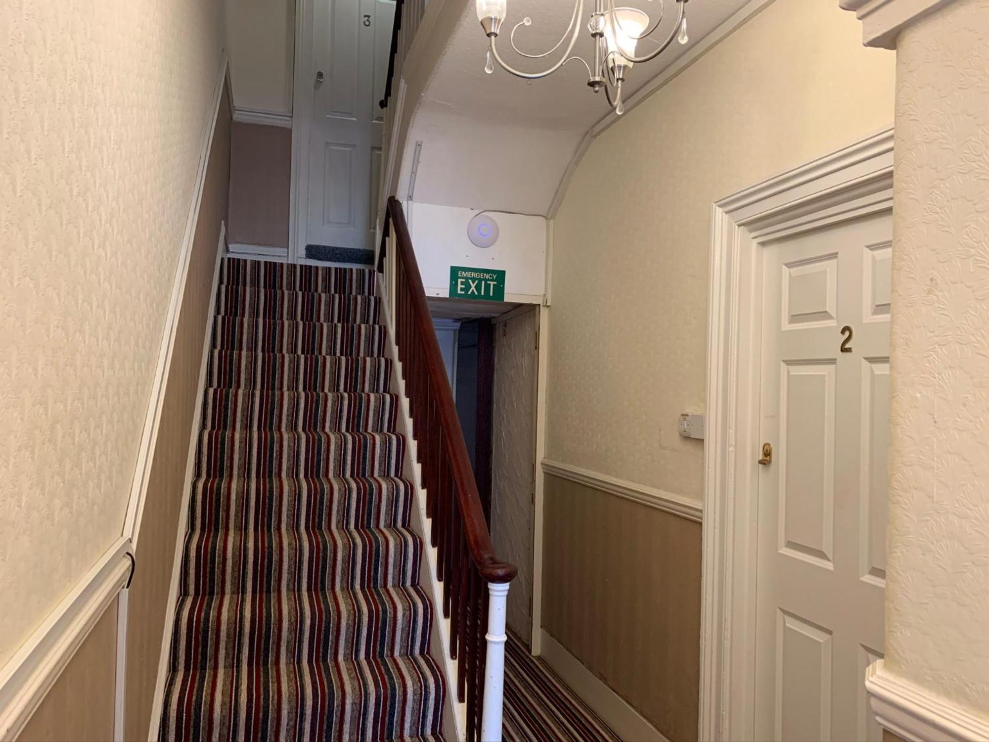 Sterling Lodge Hotel イーストボーン エクステリア 写真